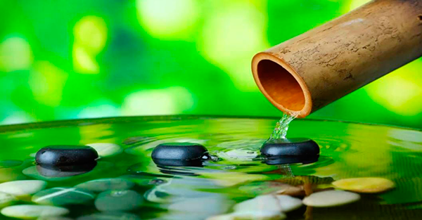 agua y piedras para meditacion Zen